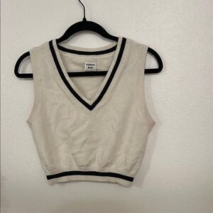 Sunday Best Beige V-Neck Crop Top